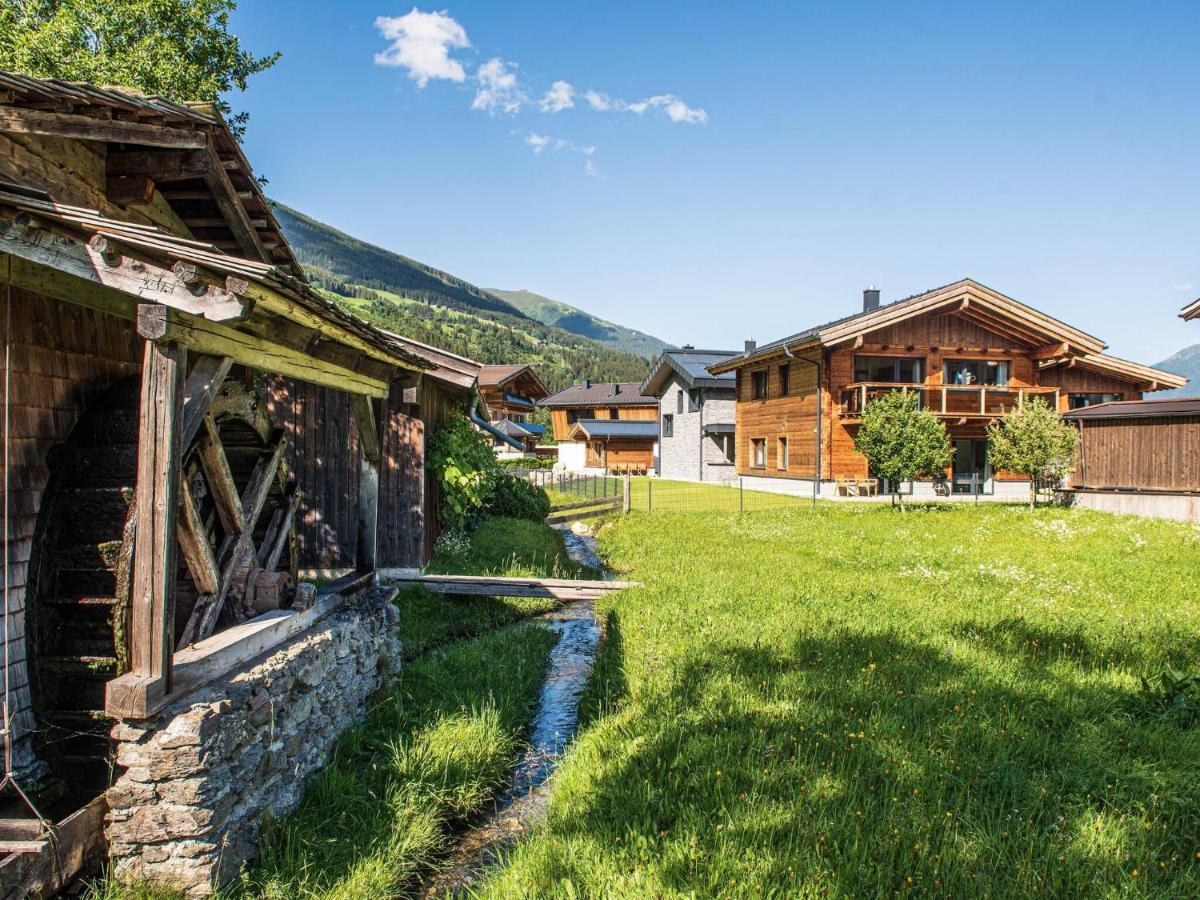 Apartment In Wald Im Pinzgau With A Fireplace Exterior foto