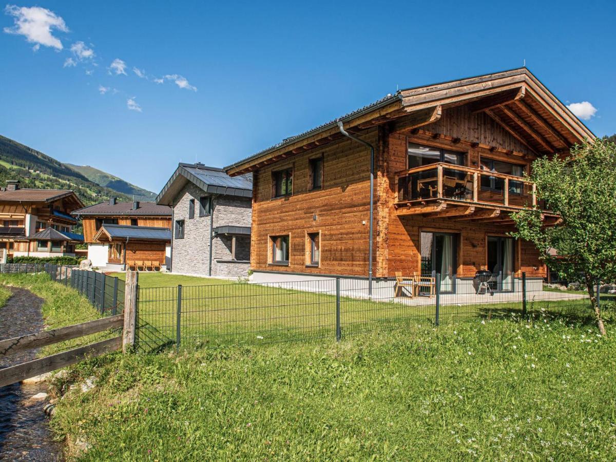 Apartment In Wald Im Pinzgau With A Fireplace Exterior foto